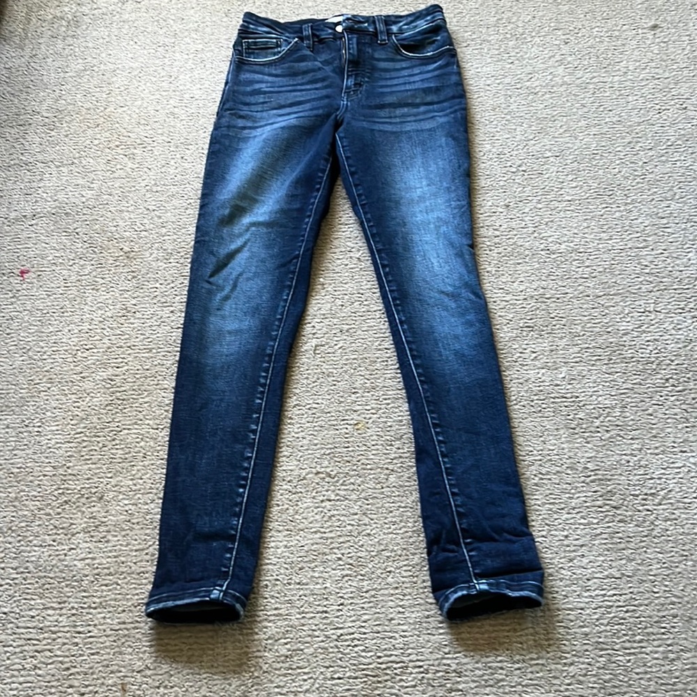 Dark wash Kancan jeans